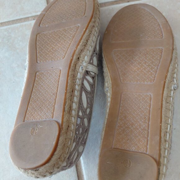 Tory Burch Espadrilles Tan Cream Size 6.5 - Picture 4 of 6